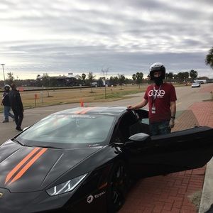 Meet your Posher, Delos